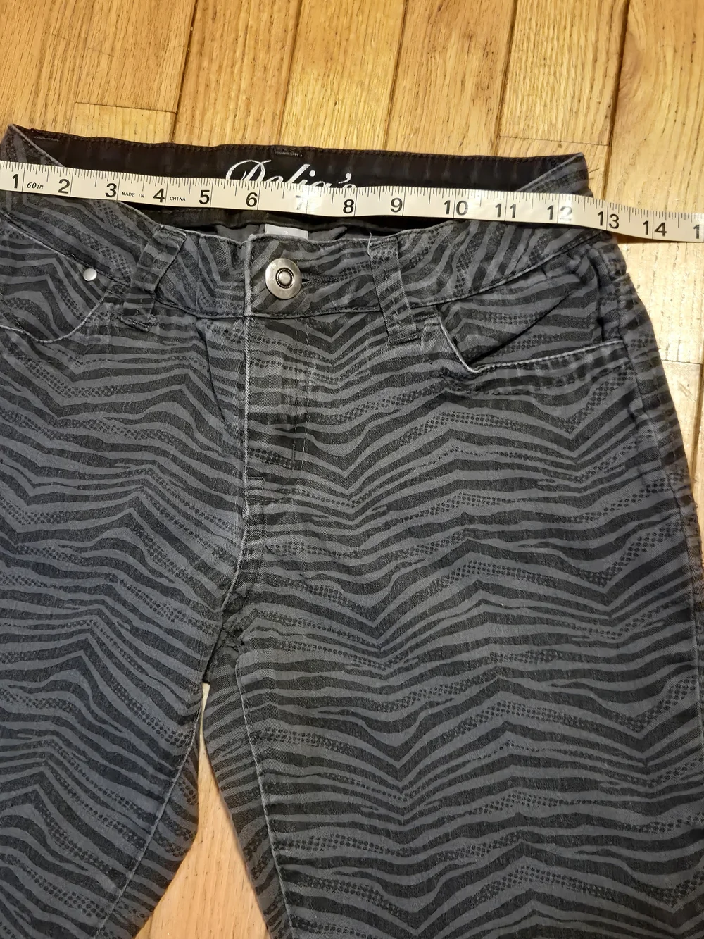 dELiA*s ​Zebra Print Pants Size 3 Black Gray Stretch Denim Y2K Animal Print